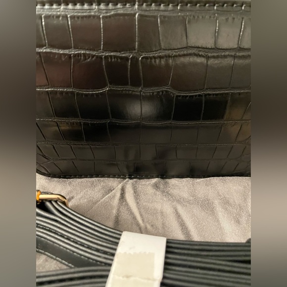 AOTA | Croc Embossed Top Handle Bucket Bag W/ Crossbody | $188 | NWT - Picture 14 of 15